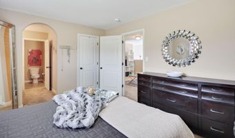 8938 MT HILL Dr, Bartlett, TN 38002