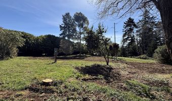 1300 HAMPTON Rd, Brookings, OR 97415