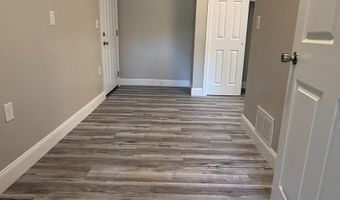 104 LAKE FRONT Dr, Dover, DE 19904