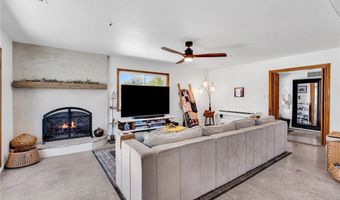 33645 Kobe Rd, Agua Dulce, CA 91390