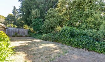 302 Coronado Dr, Aptos, CA 95003