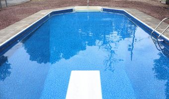 117 Chippewa Trl, Albrightsville, PA 18210
