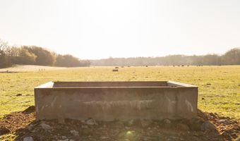 Farm Road 2007, Aurora, MO 65605