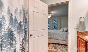 20 Jessica Ln, Barnardsville, NC 28709