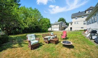 414 Green St, Burlington, NJ 07005