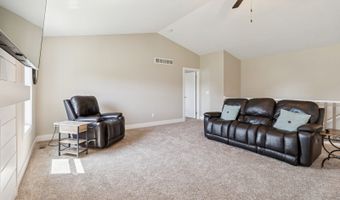 1337 S 7th St, Adel, IA 50003