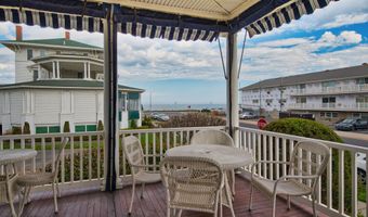 20 Woodland Ave, Avon By The Sea, NJ 07717