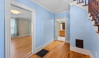 202 Norfolk St, Bangor, ME 04401