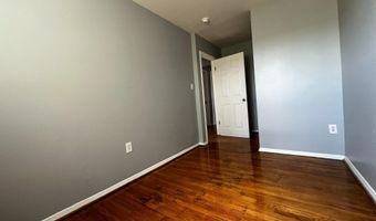 4930 EADS Pl NE, Washington, DC 20019