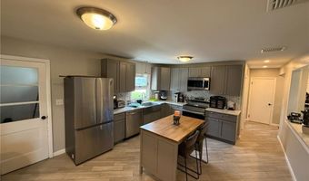 19 S Long St, Johnston, RI 02919