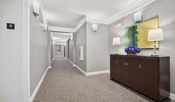 41895 CATHEDRAL VALLEY Sq 401, Aldie, VA 20105