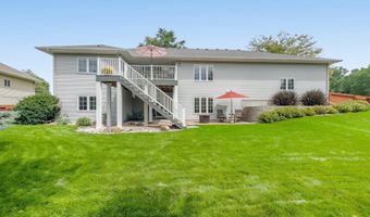 417 E Meadowlark Cir, Brandon, SD 57005