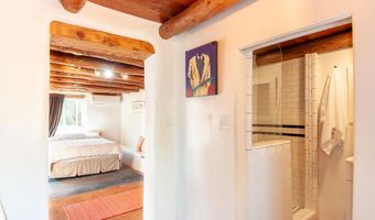 929 AVENIDA ESTRELLITA NE, Albuquerque, NM 87110