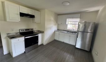 1010 JONES St B2, Clearwater, FL 33755
