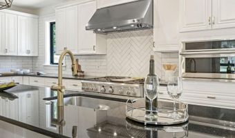 5805 MASSACHUSETTS Ave, Bethesda, MD 20816