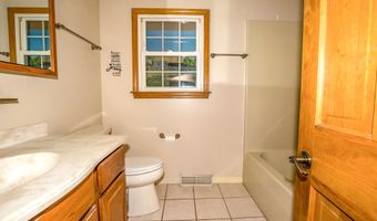 60 S Alhambra Cir, Agawam, MA 01001