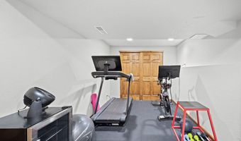 1272 Clubhouse Dr, Broomfield, CO 80020