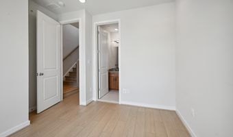 313 CALVERT Ave, Alexandria, VA 22301