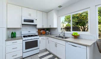 6227 Calle Bodega, Camarillo, CA 93012
