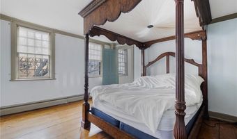 73 Thames St 1, Newport, RI 02840