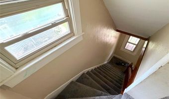 902 Royal St, Alton, IL 62002