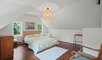 5320 ALBEMARLE St, Bethesda, MD 20816
