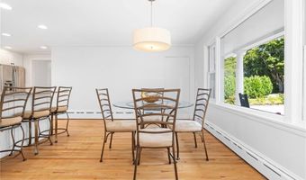 331 Third Beach Rd, Middletown, RI 02842