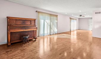 1896 Fairway Park A, Escondido, CA 92026