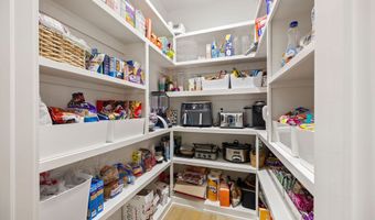 34 S Cheshnut Dr, Bella Vista, AR 72714