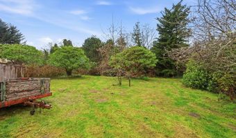 830 CHICAGO Ave, Bandon, OR 97411