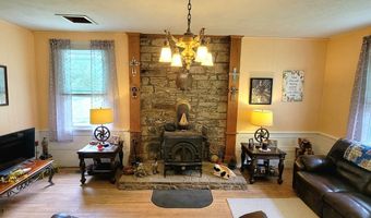 8079 Wayside Creamery Rd, Alderson, WV 24910