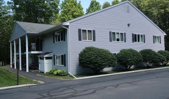 65 Smith St, Augusta, ME 04330