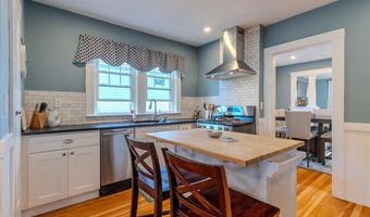 135 Russett Rd 2, Boston, MA 02132