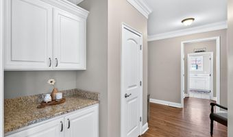 717 Black Wolf Run, Spartanburg, SC 29306