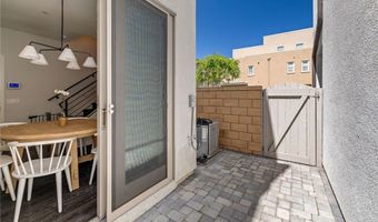 5515 Palm Dr, Hawthorne, CA 90250