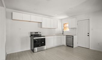 1204 Rose Dr, Alice, TX 78332
