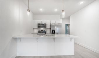 2707 SW Livingston Sq 1, Bentonville, AR 72713