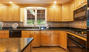 325 Westwood Rd, Bristol, CT 06010