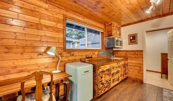 407 N DUBOIS Rd, Ariel, WA 98603
