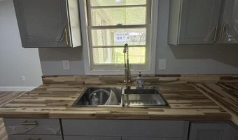 1002 Mulberry St, Amory, MS 38821