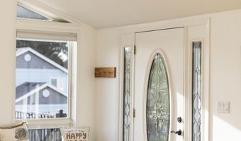 126 N Ocean Ave, Rockaway Beach, OR 97136