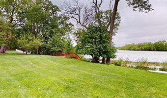 2704 Campus Ln, Albert Lea, MN 56007