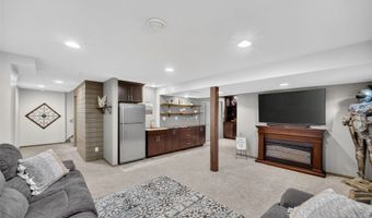 32432 Northwoods Rd, Adel, IA 50003