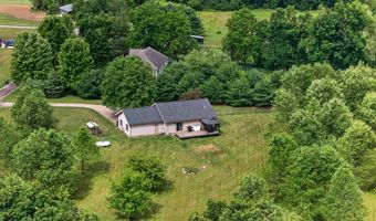 15510 Davis Dr, Addison, MI 49220