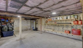 46 Ashford Lake Dr, Ashford, CT 06278