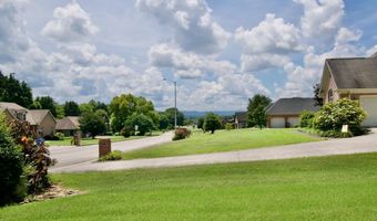 1689 Peppertree Dr, Alcoa, TN 37701