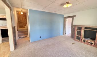 201 3rd Ave NW, Bowman, ND 58623