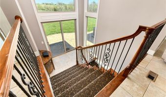 15006 Leavenworth Rd, Basehor, KS 66007