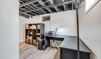 7306 WAYNE Dr, Annandale, VA 22003