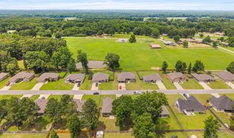 111 Hayden Dr, Beebe, AR 72012